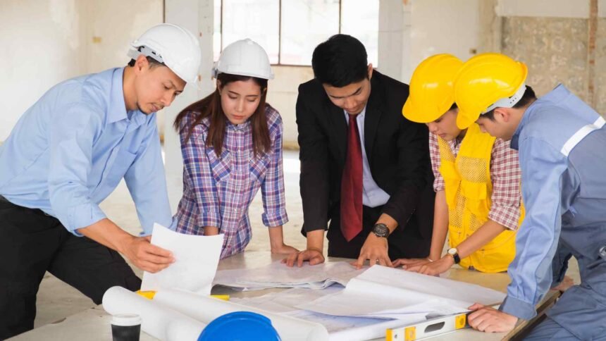 Construction Professionals' Salaries in 2025 and Their Feelings